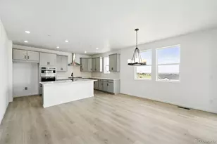 9344 Quartz St, Arvada, CO 80007 - Photo 3