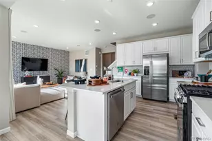 16958 W 92nd Dr, Arvada, CO 80007 - Photo 13