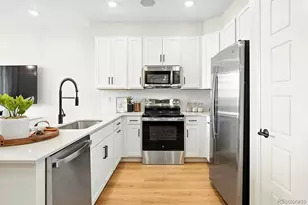 6820 Parterre Pkwy N, Thornton, CO 80602 - Photo 11