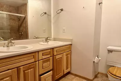 1114 S Oakland Street, Aurora, CO 80012 - Photo 13