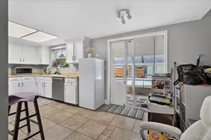 1488 S Ventura St, Aurora, CO 80017 - Photo 9
