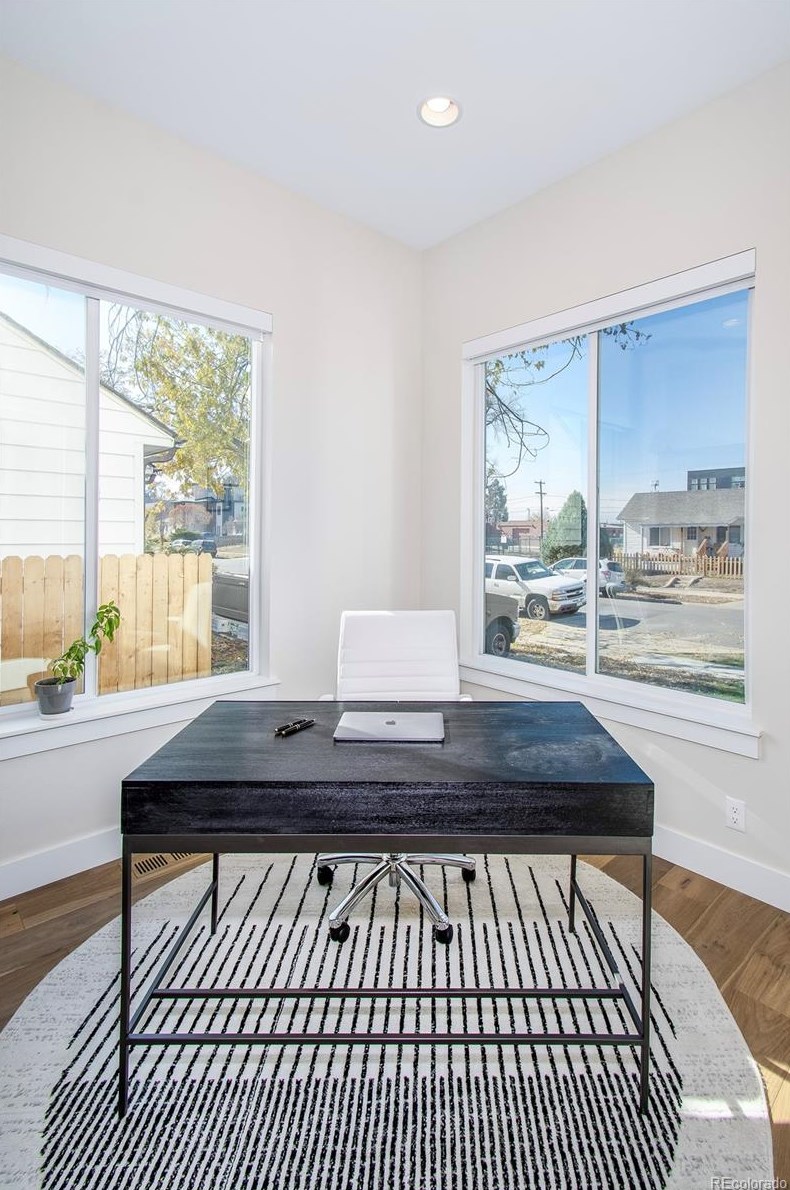 2572 Cherokee St, Denver CO  80223-4412 exterior