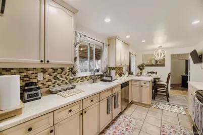 535 Zenobia Street, Denver, CO 80204 - Photo 9