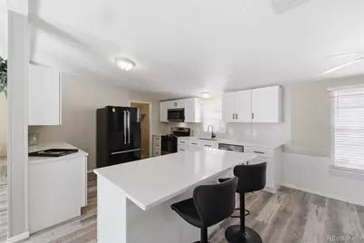 1631 Pagosa Way, Aurora, CO 80011 - Photo 9