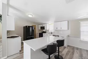 1631 Pagosa Way, Aurora, CO 80011 - Photo 9