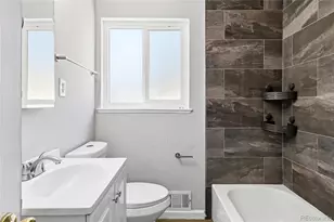 1685 Chester St, Aurora, CO 80010 - Photo 9