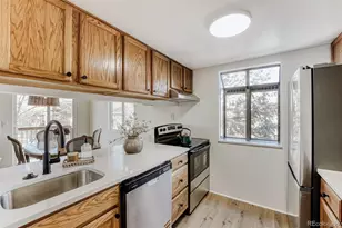 3023 S Ursula Cir, Aurora, CO 80014 - Photo 7