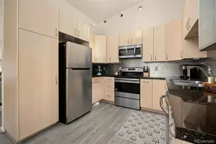 6922 W 87th Way, Arvada, CO 80003 - Photo 9