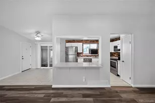 1902 S Truckee St, Aurora, CO 80013 - Photo 5