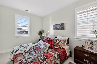 6810 S Valleyhead Court, Aurora, CO 80016 - Photo 33