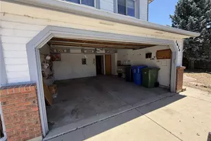 1674 Saulsbury Ct, Loveland, CO 80538 - Photo 3