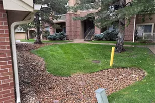 1631 W Canal Cir, Littleton, CO 80120 - Photo 35