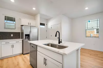 22614 E 6th Place, Aurora, CO 80018 - Photo 7