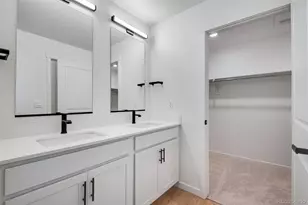 22614 E 6th Pl, Aurora, CO 80018 - Photo 29
