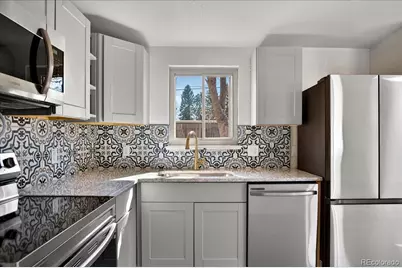 635 W Prospect Road, Fort Collins, CO 80526 - Photo 13