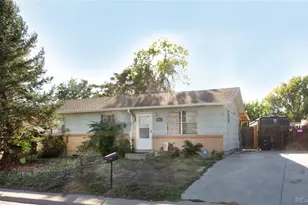 5557 Crystal Way, Denver, CO 80239 - Photo 1