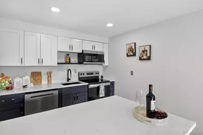 1008 N Corona Street #405, Denver, CO 80218 - Photo 9