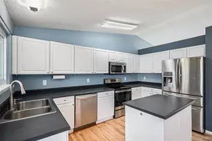 21631 E Crestridge Pl, Centennial, CO 80015 - Photo 7