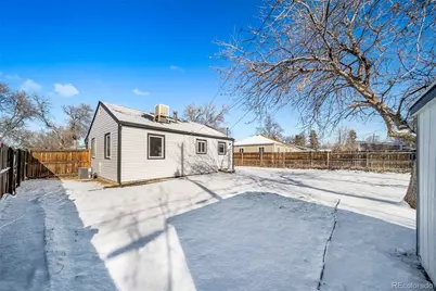 820 Moline Street, Aurora, CO 80010 - Photo 31