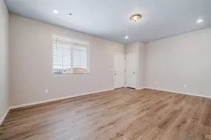 10152 Salem Ct, Commerce City, CO 80022 - Photo 11