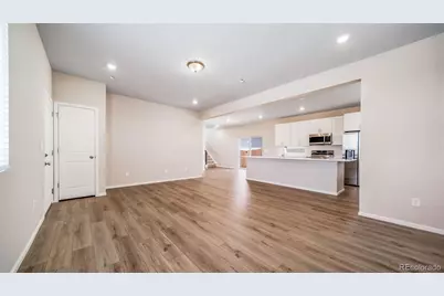 10152 Salem Court, Commerce City, CO 80022 - Photo 9
