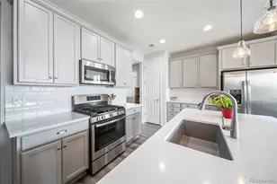 9913 Truckee St, Commerce City, CO 80022 - Photo 7