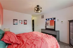 223 S New Castle Way, Aurora, CO 80018 - Photo 11