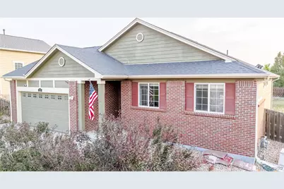 223 S New Castle Way, Aurora, CO 80018 - Photo 3