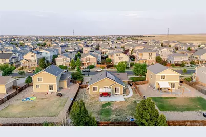 223 S New Castle Way, Aurora, CO 80018 - Photo 5