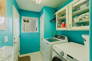 223 S New Castle Way, Aurora, CO 80018 - Photo 25