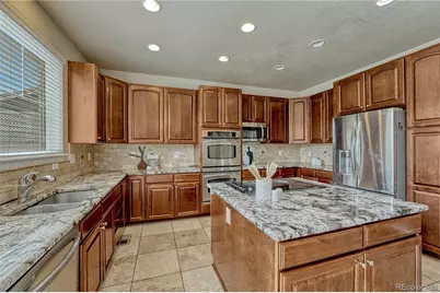 24070 E Hawaii Place, Aurora, CO 80018 - Photo 17