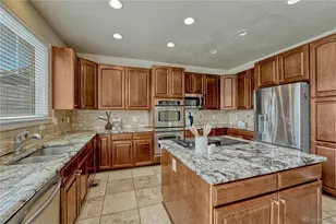 24070 E Hawaii Pl, Aurora, CO 80018 - Photo 17