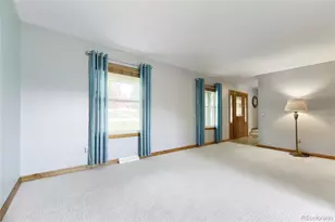 6816 Hillpark Ave, Parker, CO 80134 - Photo 5