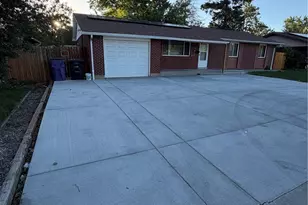 3011 S Sheridan Blvd, Denver, CO 80227 - Photo 1
