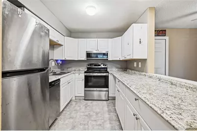 2280 S Oswego Way #201, Aurora, CO 80014 - Photo 13