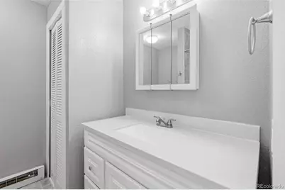 2280 S Oswego Way #201, Aurora, CO 80014 - Photo 17
