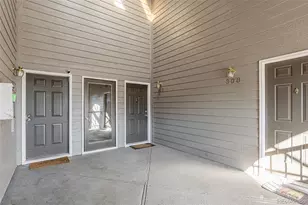 2575 S Syracuse Way, Denver, CO 80231 - Photo 3