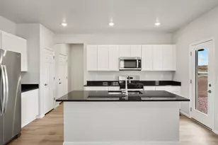 512 97th Ave, Greeley, CO 80631 - Photo 7