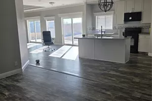 341 Lilac Cir, Lochbuie, CO 80603 - Photo 3