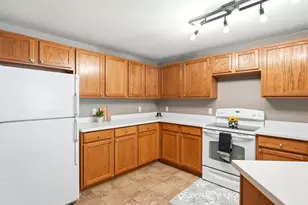 2575 S Syracuse Way, Denver, CO 80231 - Photo 5