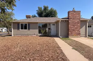 790 Hanover St, Aurora, CO 80010 - Photo 1
