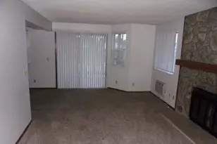 17672 E Loyola Dr, Aurora, CO 80013 - Photo 5