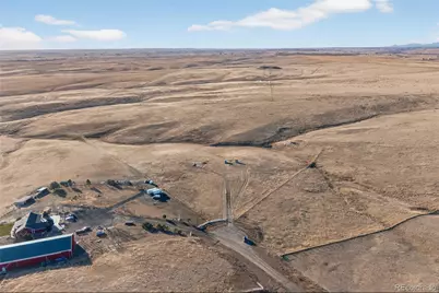 5689 S Tom Bay Court, Bennett, CO 80102 - Photo 7