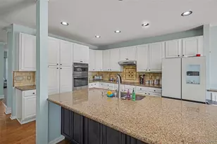 6915 S Fultondale Cir, Aurora, CO 80016 - Photo 13