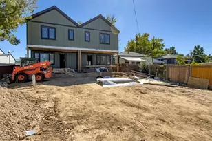 4565 S Acoma St, Englewood, CO 80110 - Photo 3