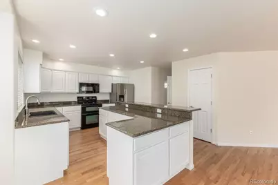 8825 Fairview Oaks Place, Lone Tree, CO 80124 - Photo 13