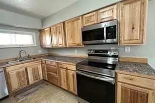 446 E 4th St, Loveland, CO 80537 - Photo 9