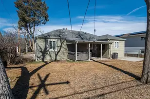 820 Newark St, Aurora, CO 80010 - Photo 27