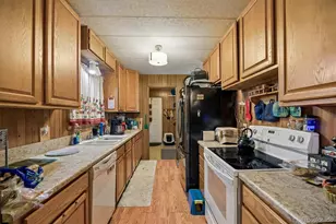 1015 Odessa St, Aurora, CO 80018 - Photo 11