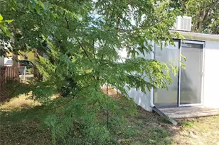 729 17th Ave, Longmont, CO 80501 - Photo 3